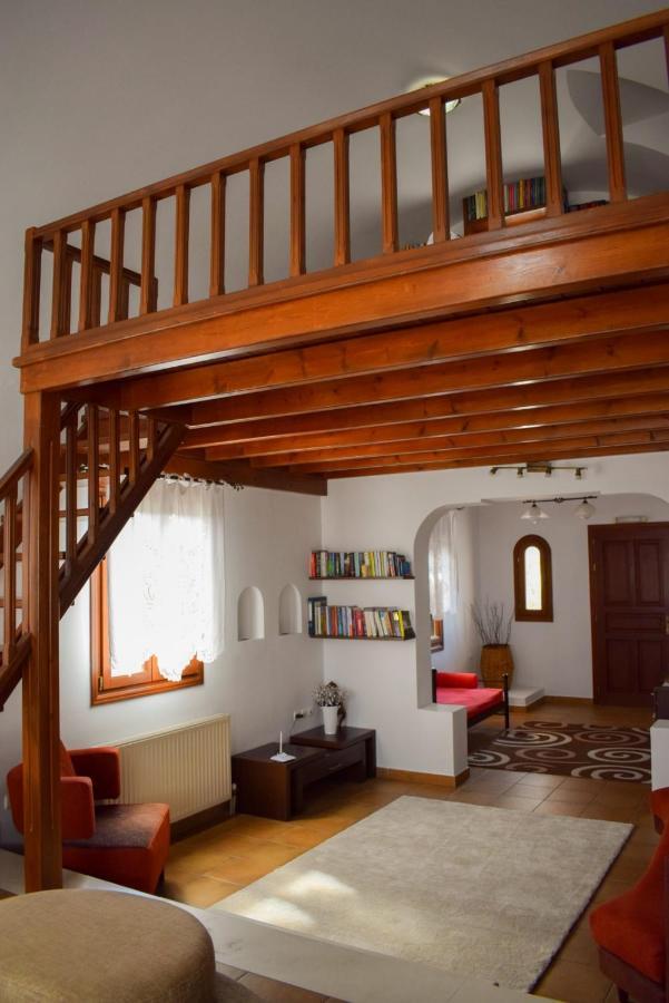 Sunshine House For 9, Cozy Set Up,Verandas, Sea View. Karterados  Exterior photo