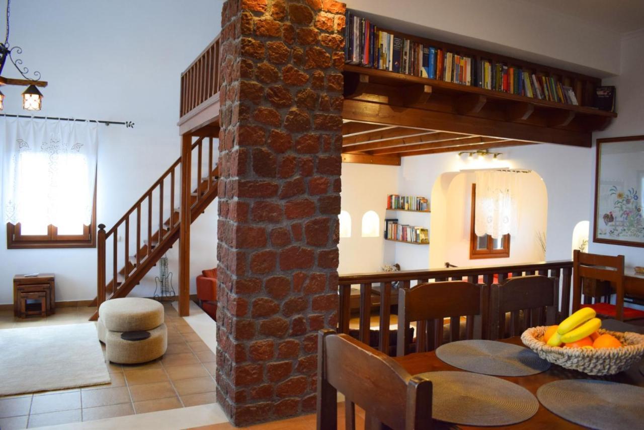 Sunshine House For 9, Cozy Set Up,Verandas, Sea View. Karterados  Exterior photo