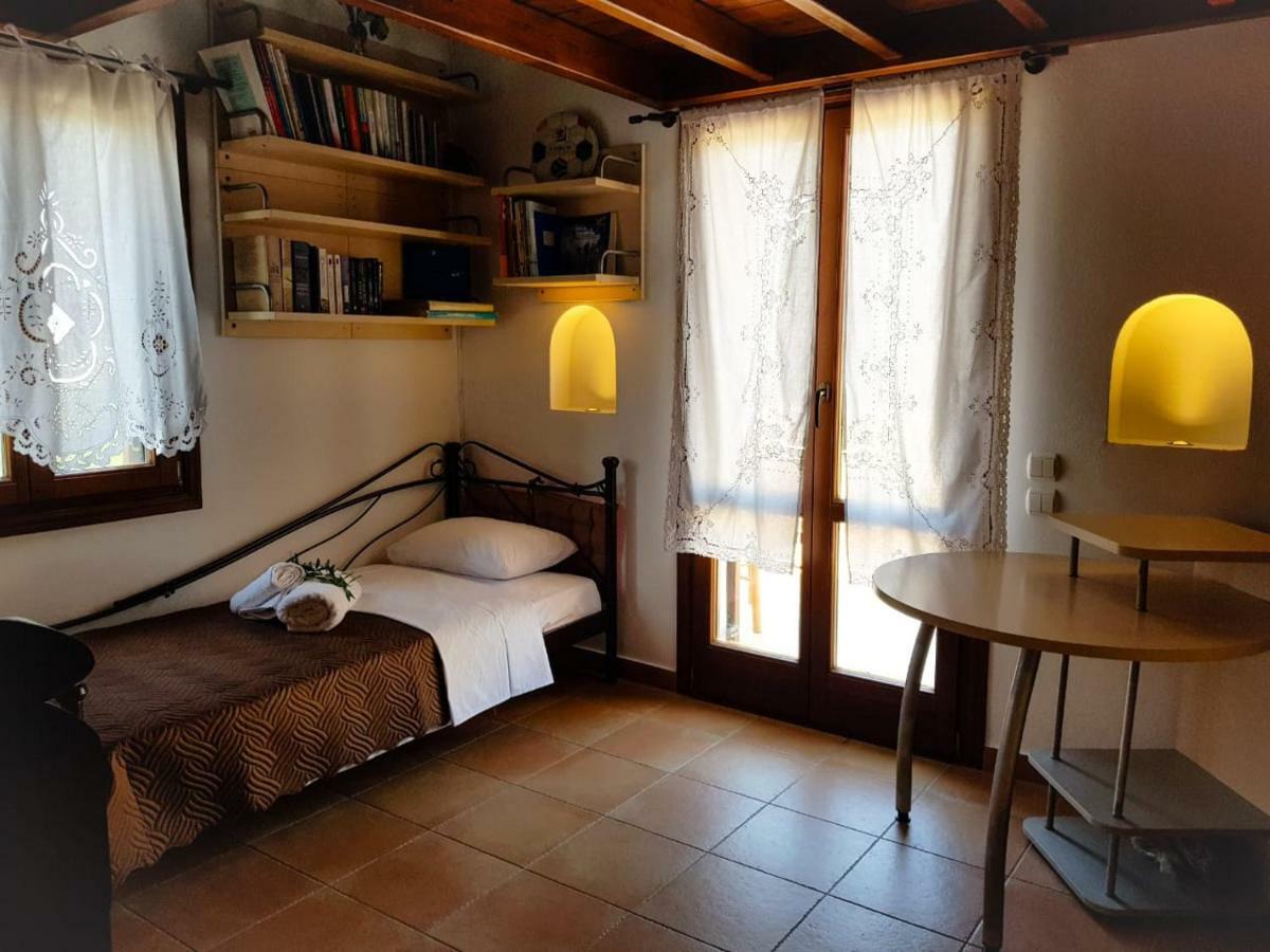 Sunshine House For 9, Cozy Set Up,Verandas, Sea View. Karterados  Exterior photo